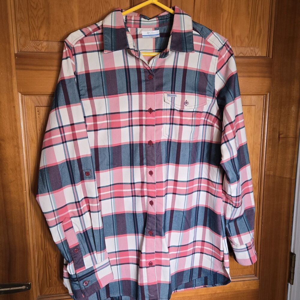Columbia Womens Large Plaid Pink Button Up Shirt With Rear Mesh  Nurse Pocket